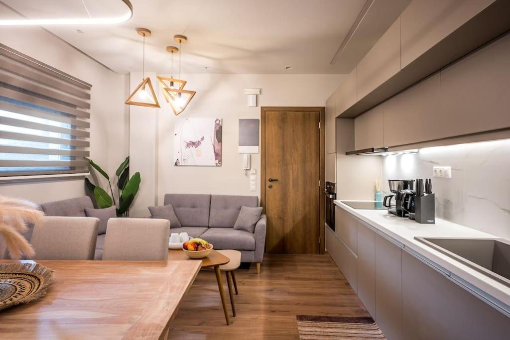 Amalia'S Luxury Apartment 2 Heraklion Exteriör bild